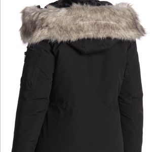 BCBGENERATION faux fur trim hooded parka jacket - XS